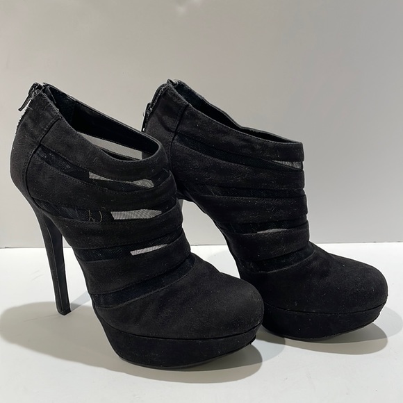 Jessica Simpson Bootie - Picture 1 of 8